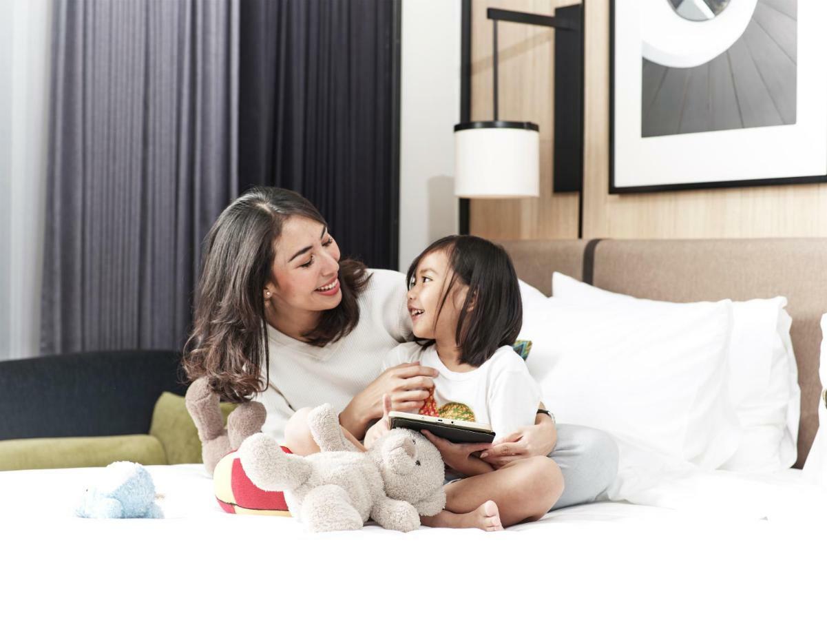 Novotel Karawang Luaran gambar